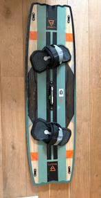 Brunotti youri pro board, Watersport en Boten, Twintip, Ophalen of Verzenden, Zo goed als nieuw, 4 m² of minder