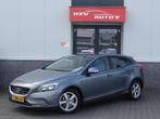 Volvo V40 1.6 T2 Kinetic navi LM 4-deurs 3e eig org NL, Auto's, Voorwielaandrijving, Gebruikt, 4 cilinders, Start-stop-systeem
