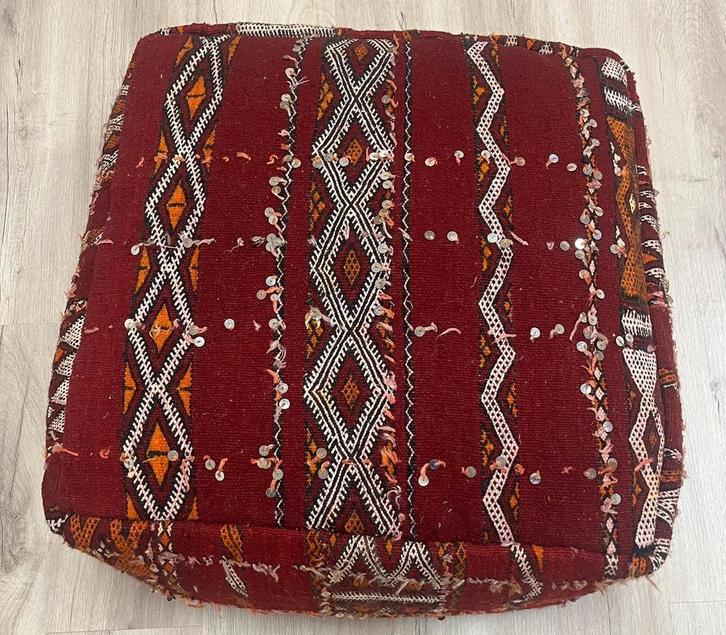 Nieuw Marrokaans handgemaakte kattenkussen, vloerkussen poef, Dieren en Toebehoren, Kattenmanden, Nieuw, Wol, Ophalen of Verzenden