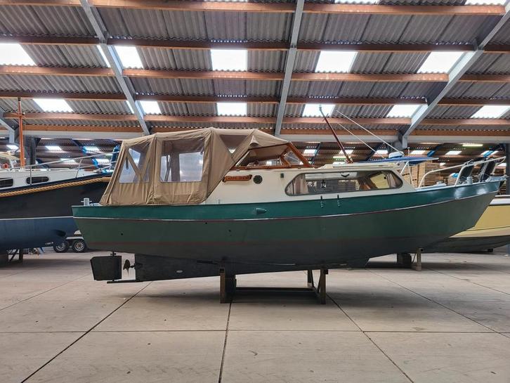 Nostalgische motorboot met houten afwerking, Watersport en Boten, Motorboten en Motorjachten, Gebruikt, Staal, 6 tot 9 meter, Diesel