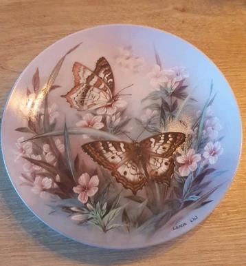 Decoratie bord vlinder White Peacocks uit 1989 beschikbaar voor biedingen