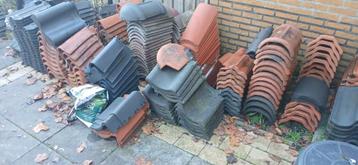 Partij Dakpannen, Gevelpannen en Nokvorsten beschikbaar voor biedingen