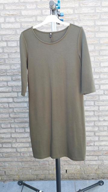 Legerkleurig groene jurk HEMA maat M driekwart mouw herfst beschikbaar voor biedingen