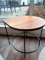 AYTM STILLA Walnoot Bijzettafel, Huis en Inrichting, Tafels | Bijzettafels, Minder dan 55 cm, Zo goed als nieuw, Overige vormen