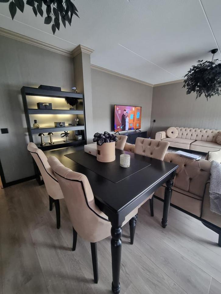 EETTAFEL + TV KAST + VITRINE - ZWART, Huis en Inrichting, Complete inboedels, Ophalen
