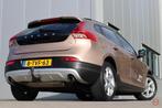 Volvo V40 Cross Country 1.6 T4 180 PK / Navi / Cruise / PDC, Voorwielaandrijving, Stof, Gebruikt, Zwart