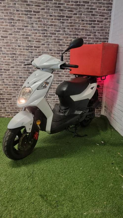 Zeer nette Sym X Pro E4  bezorgscooter 2020! Incl box, Fietsen en Brommers, Brommers | Overige merken, Zo goed als nieuw, Ophalen of Verzenden