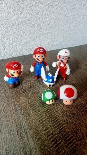 Nintendo super Mario figuren poppetjes  beschikbaar voor biedingen