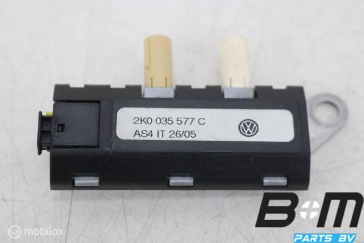 Antenneversterker VW Caddy 2K 2K0035577C, Auto diversen, Autoradio's, Gebruikt