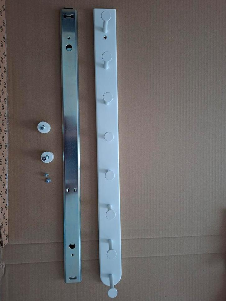 IKEA PAX Uitschuifbare Stropdassen Hanger, Huis en Inrichting, Woonaccessoires | Kapstokken, Zo goed als nieuw, Overige typen