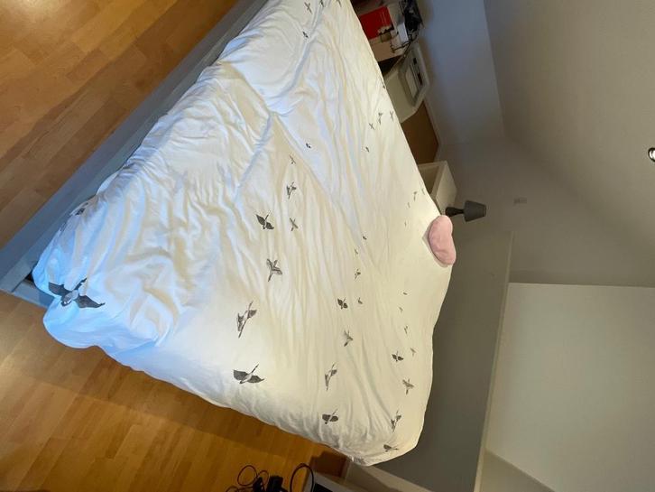 Bed met pullman matrassen, Huis en Inrichting, Slaapkamer | Bedden, Zo goed als nieuw, Tweepersoons, 160 cm, 200 cm, Hout, Grijs