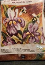 Kruissteek kussen Orchidea Iris, Hobby en Vrije tijd, Ophalen of Verzenden, Nieuw, Handborduren, Borduurpakket