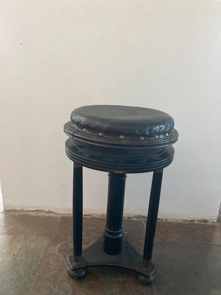 Antieke verstelbare pianokruk, Antiek en Kunst, Curiosa en Brocante, Ophalen of Verzenden