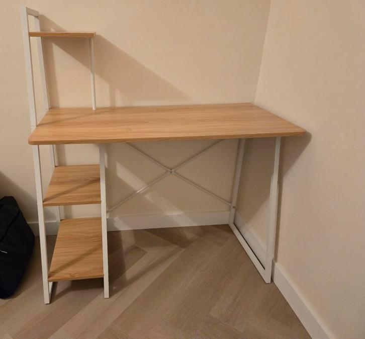 Mooie Werkbureau Te Koop!, Huis en Inrichting, Bureaus, Zo goed als nieuw, Bureau, Ophalen