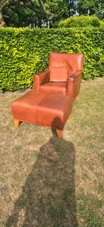 Leren fauteuil met voetenbankje GERARD V.D. BERG., Antiek en Kunst, Antiek | Meubels | Stoelen en Banken, Ophalen