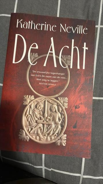 De acht katherine neville beschikbaar voor biedingen