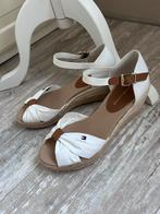 Witte pumps van Tommy Hilfiger. Maat 37. Nieuw!, Verzenden, Zo goed als nieuw, Wit