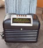 Antieke bakelieten radio van Bush🎶🎶, Antiek en Kunst, Antiek | Tv's en Audio, Ophalen of Verzenden