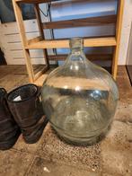 1 witte gistfles , vaas  47cm hoog, Huis en Inrichting, Woonaccessoires | Vazen, Gebruikt, Wit, Aardewerk of Porselein, Ophalen of Verzenden