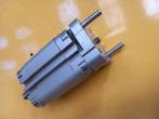 Festo Compact cylinder ADVU-32-156621 + magneetventiel, 100 liter of meer, Ophalen, Zo goed als nieuw, 6 tot 10 bar