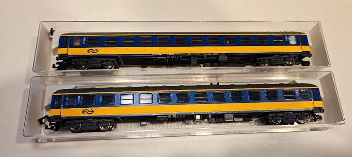 N-spoor 2 x Fleischmann 828646 NL, NS sneltreinrijtuigen, Hobby en Vrije tijd, Modeltreinen | N-Spoor, Zo goed als nieuw, Wagon
