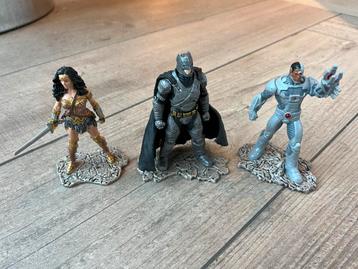 Justice League Figuren Set - Wonder Woman, Batman, Cyborg beschikbaar voor biedingen