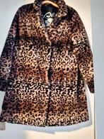 mooie, nieuwe,panter jas maat M,ik draag deze jas niet., Kleding | Dames, Jassen | Winter, Ophalen of Verzenden, Nieuw