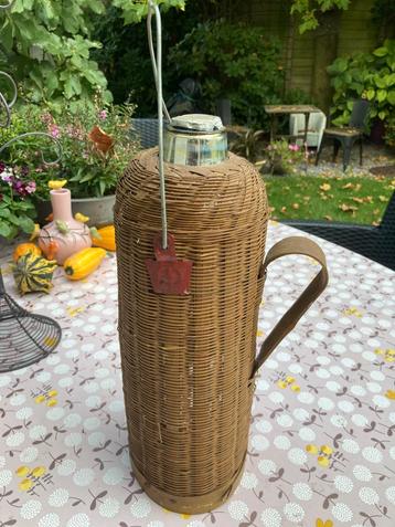 Thermos fles beschikbaar voor biedingen