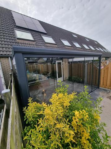 NIEUWE VERANDA lees de beschrijving. beschikbaar voor biedingen