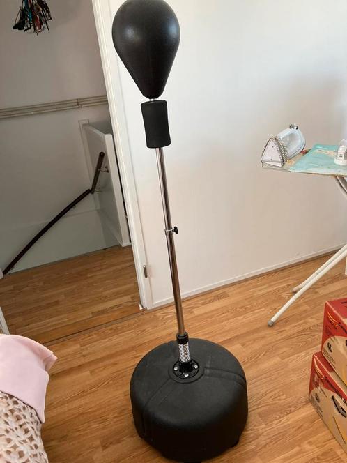 Boksbal met handschoenen, Sport en Fitness, Boksen, Zo goed als nieuw, Boksbal, Ophalen