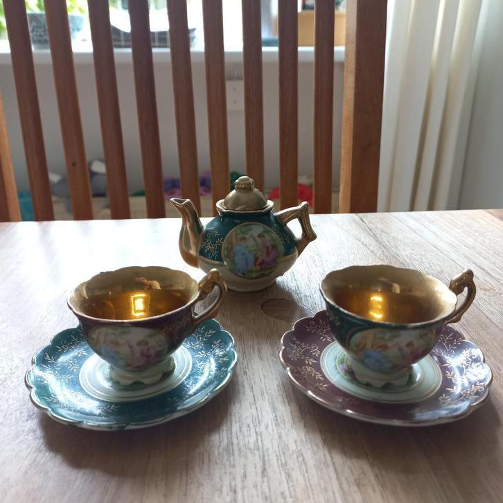 Schattig mini theeserviesje, Antiek en Kunst, Antiek | Servies compleet, Ophalen