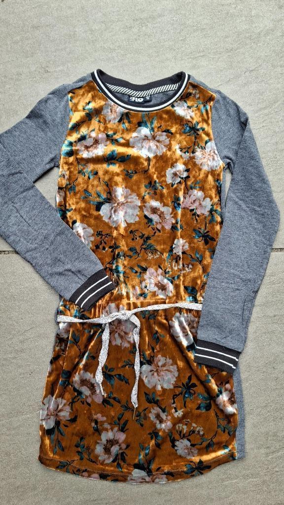 140 jurkje Like flo – ZGAN, Kinderen en Baby's, Kinderkleding | Maat 140, Zo goed als nieuw, Meisje, Jurk of Rok, Ophalen of Verzenden