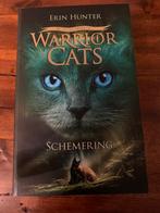 Warrior cats serie 2 deel 5 schemering, Ophalen of Verzenden, Zo goed als nieuw