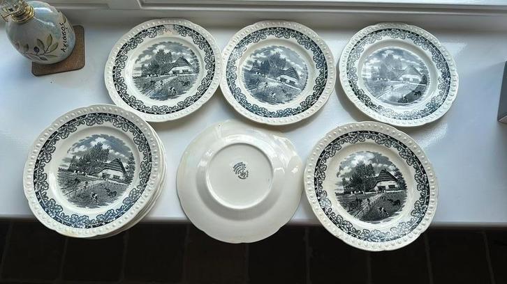 9 Boerenhoeve borden zwart, Antiek en Kunst, Antiek | Servies los, Ophalen