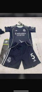 Nieuwe Real Madrid tenue, Maat XS of kleiner, Verzenden, Nieuw, Shirt