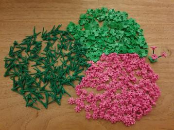Partij N637=100x Nieuwe Lego bloemen op blad beschikbaar voor biedingen
