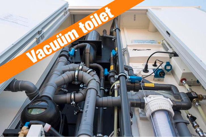 Te koop uit voorraad 1-1 vacuüm toiletwagen de luxe, Hobby en Vrije tijd, Feestartikelen | Verhuur, Nieuw, Ophalen