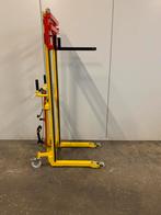 Manuvit heftoestel / stapelaar / lifter / heffer / liftje, Ophalen, Gebruikt