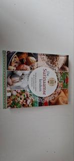 Surinaamse keuken kookboek - Nieuwstaat!, Onbekend, Hoofdgerechten, Ophalen of Verzenden, Zo goed als nieuw