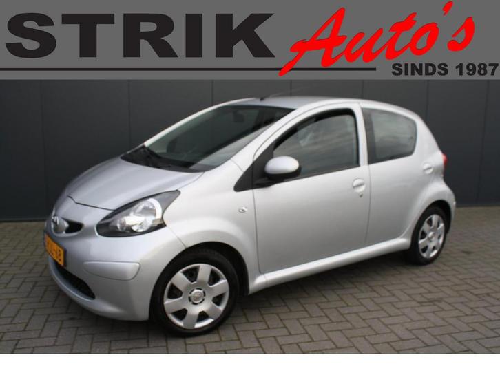 Toyota Aygo 1.0-12V - AIRCO - 5-DEURS, Auto's, Toyota, Bedrijf, Te koop, Aygo, ABS, Airbags, Airconditioning, Metallic lak, Radio