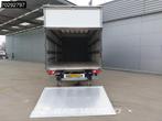 Iveco Daily 3.0L Automaat Laadklep 180PK Schuifzeilen Zeilen, Auto's, Bestelauto's, Stof, Gebruikt, Euro 6, Iveco