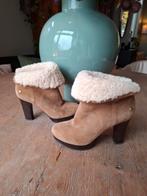 Ugg laarsjes maat 36, UGG, Zwart, Lage of Enkellaarzen, Ophalen of Verzenden