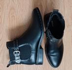 Schoenen, Ophalen, Zo goed als nieuw, Zwart