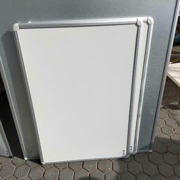 grote partij whiteboards 60x90 cm prijs voor set van 4 stuks beschikbaar voor biedingen