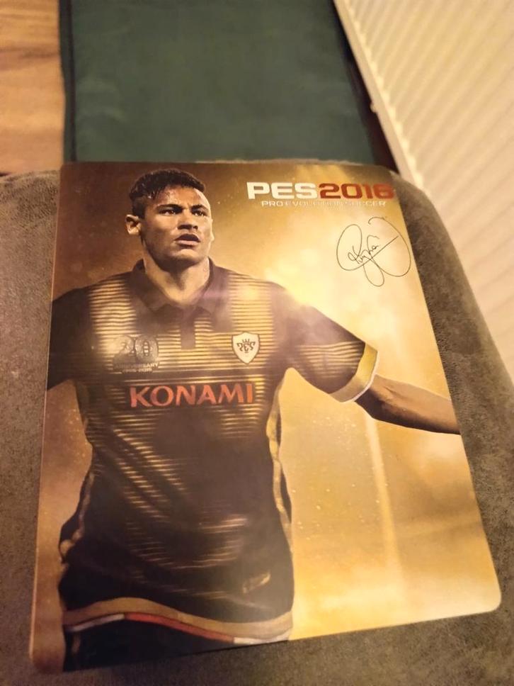 PES 2016 Anniversary Steelbook (Zonder Game), Spelcomputers en Games, Games | Overige, Gebruikt, Sport, Ophalen of Verzenden