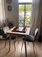 Eettafel LISABO (Ikea) met 2 stoelen, Ophalen, Tot twee personen, 50 tot 100 cm, Zo goed als nieuw