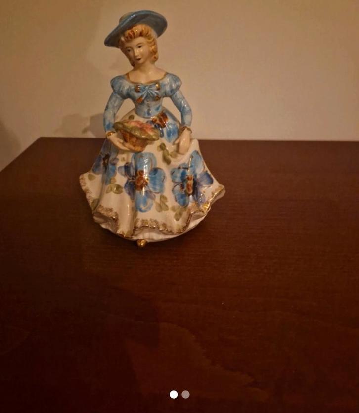 Muziekdoos Dame Porselein Vintage Blauw Bloemen, Antiek en Kunst, Antiek | Keramiek en Aardewerk, Ophalen of Verzenden