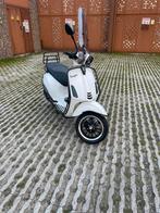 Vespa sprint 2020, Fietsen en Brommers, Brommers | Vespa, Maximaal 45 km/u, Zo goed als nieuw, Ophalen