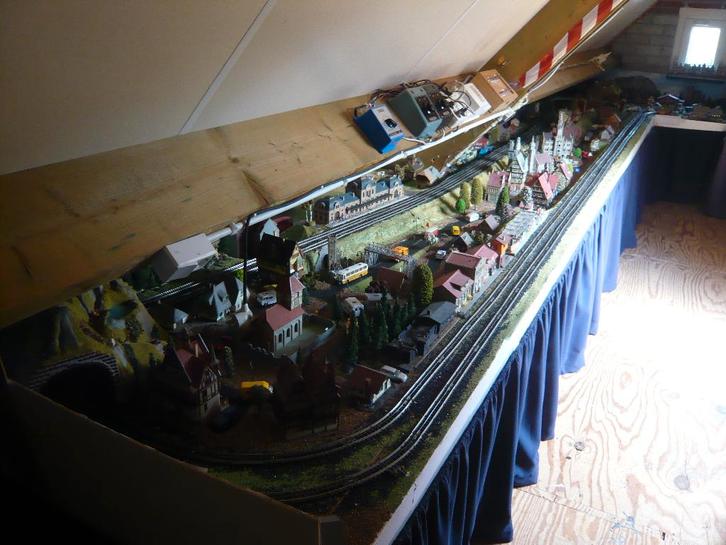 Grote Trix Express baan met Heel veel extra's., Hobby en Vrije tijd, Modeltreinen | H0, Gebruikt, Locomotief, Gelijkstroom, Trix