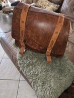 Leren tas, geschikt voor motor., Motoren, Accessoires | Koffers en Tassen, Ophalen of Verzenden